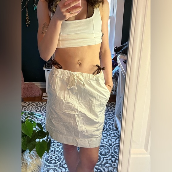 white y2k adjustable tie skirt ✨ - Picture 4 of 4